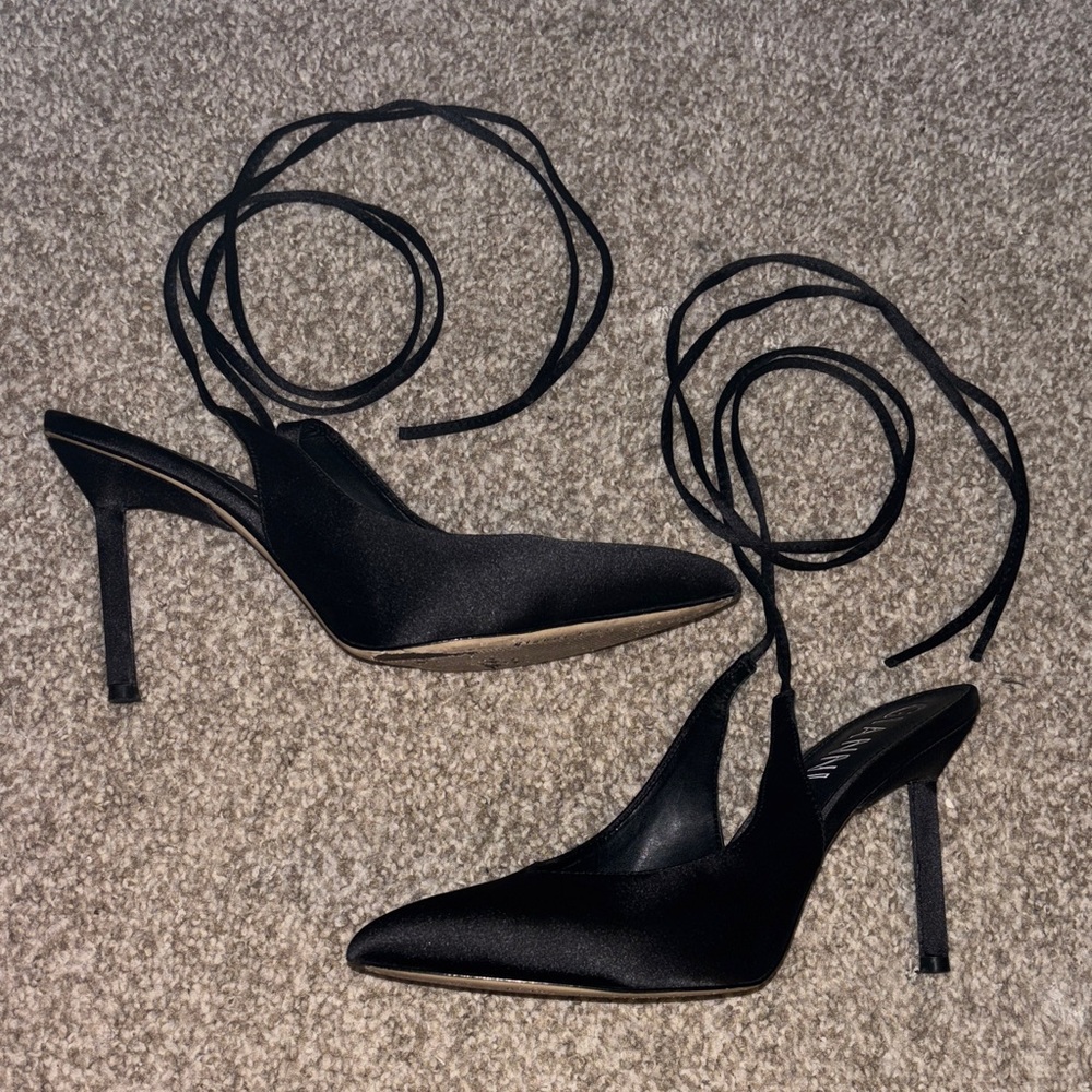 Gently Used Gianni Bini Black Lace-Up Heels